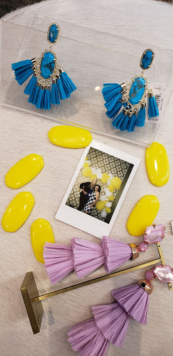 Jewelry Store «Kendra Scott», reviews and photos, 816 Town and Country Blvd #131, Houston, TX 77024, USA