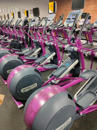 Gym «Planet Fitness», reviews and photos, 86-01 Roosevelt Ave, Queens, NY 11372, USA