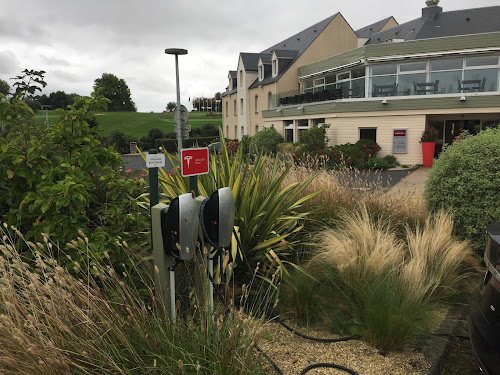 Borne de recharge de véhicules électriques Tesla Destination Charger Port-en-Bessin-Huppain