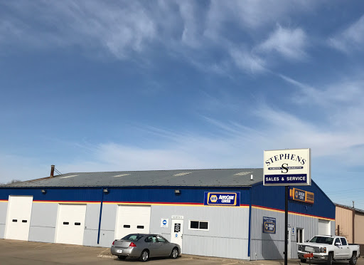Auto Repair Shop «Stephens Automotive Service and Sales», reviews and photos, 5320 NW Beaver Dr, Johnston, IA 50131, USA