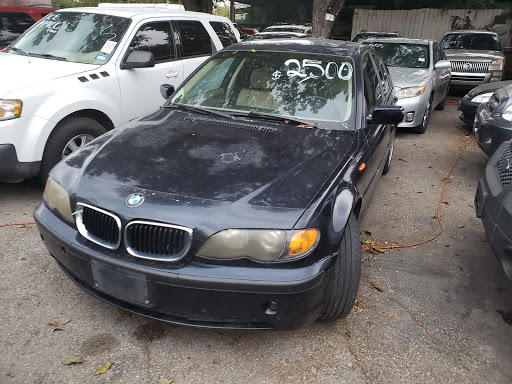 Used Car Dealer «CJAUTOSALES LLC», reviews and photos, 1301 S General McMullen, San Antonio, TX 78237, USA