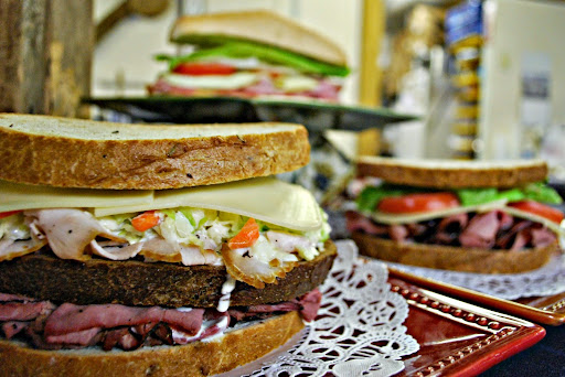 Beer Store «Throx Country Store», reviews and photos, 1488 Senseny Rd, Winchester, VA 22602, USA