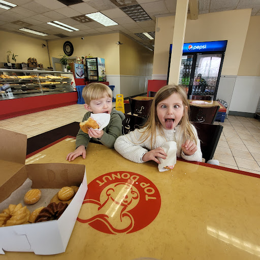 Donut Shop «Pop Donuts», reviews and photos, 297 Andover St, Lawrence, MA 01843, USA