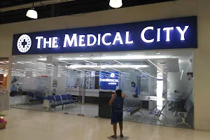 The Medical City- FTI Branch image