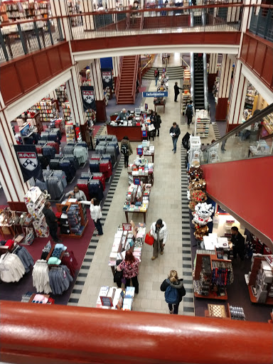 Book Store «University of Pennsylvania Bookstore», reviews and photos, 3601 Walnut St, Philadelphia, PA 19104, USA