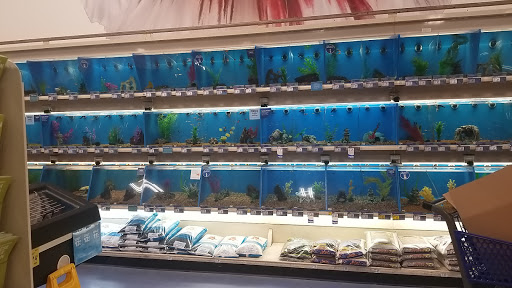 Pet Supply Store «PetSmart», reviews and photos, 3439 Princeton Rd, Hamilton, OH 45011, USA