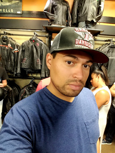 Harley-Davidson Dealer «Appleton Harley-Davidson®», reviews and photos, 2501 Highway 41A Byp B, Clarksville, TN 37043, USA