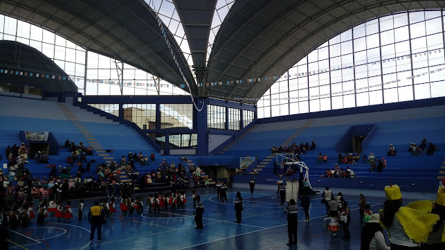 Coliseo Cerrado de Yunguyo - Yunguyo