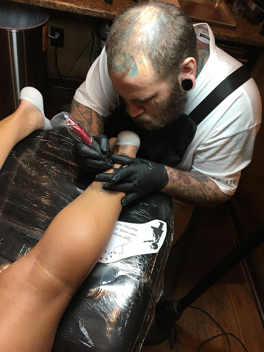 Tattoo Shop «Living Canvas Tattoos Inc», reviews and photos, 930 S Mill Ave, Tempe, AZ 85281, USA