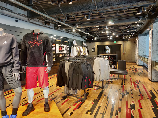 Clothing Store «Nike San Francisco», reviews and photos, 278 Post St, San Francisco, CA 94108, USA