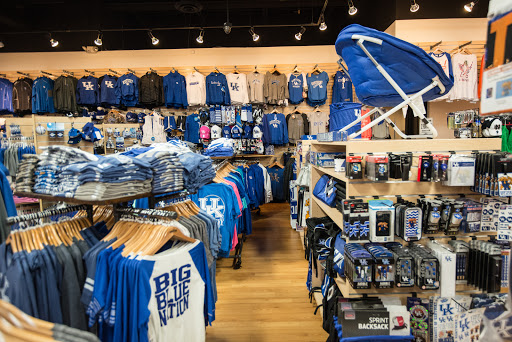 Sportswear Store «Rally House Rookwood», reviews and photos, 2705 Edmondson Rd, Cincinnati, OH 45209, USA