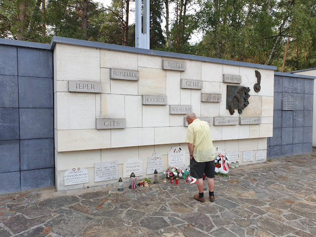 Poolse Militaire Begraafplaats Lommel - Lommel