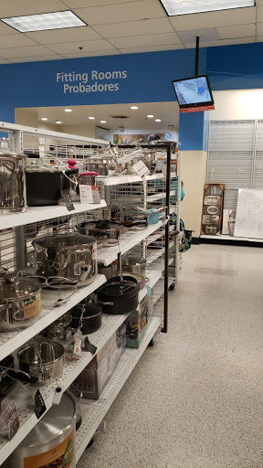 Clothing Store «Ross Dress for Less», reviews and photos, 13510 Whittier Blvd, Whittier, CA 90605, USA