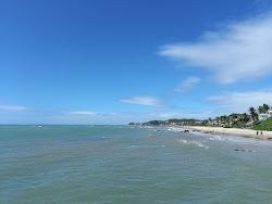 Photo de Plage de Pirangi Do Norte avec rivage droit, long