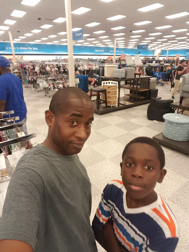 Shoe Store «Shoe Carnival», reviews and photos, 11772 W 95th St, Overland Park, KS 66214, USA