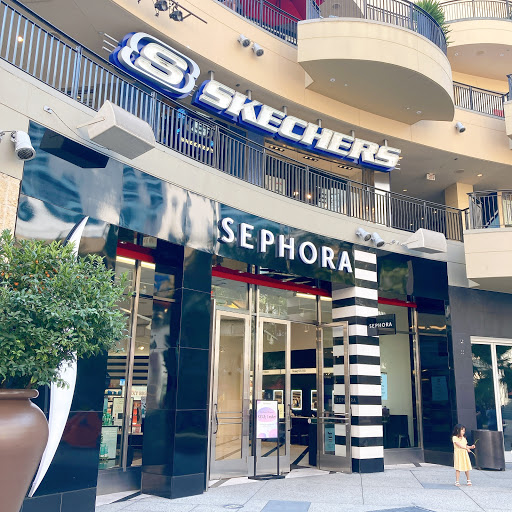 Cosmetics Store «SEPHORA», reviews and photos, 6801 Hollywood Blvd, Hollywood, CA 90028, USA