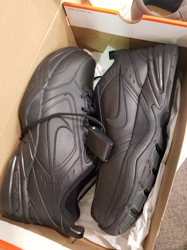 Shoe Store «DSW Designer Shoe Warehouse», reviews and photos, 2201 S Interstate 35 E, Denton, TX 76205, USA