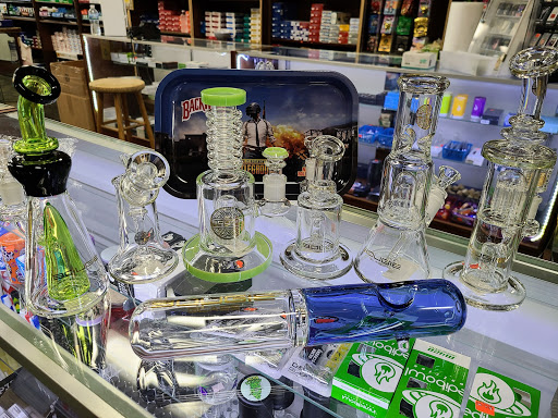 Tobacco Shop «US Tobacco», reviews and photos, 1701 N Larkin Ave #502, Crest Hill, IL 60403, USA