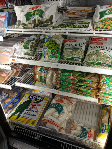 Grocery Store «C-Town Supermarkets», reviews and photos, 239 Bond St, Brooklyn, NY 11217, USA