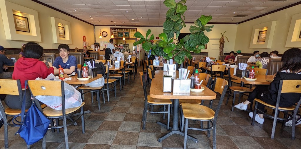 Saigon Noodle House 93117