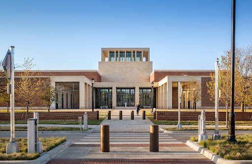 Libraries open on holidays in Dallas