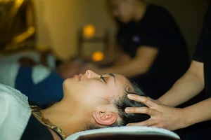 Happy Head Foot Reflexology and Massage - Rancho San Diego image