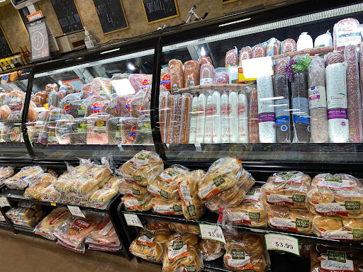 Grocery Store «Shop & Save Market», reviews and photos, 518 Metropolitan Way, Des Plaines, IL 60016, USA