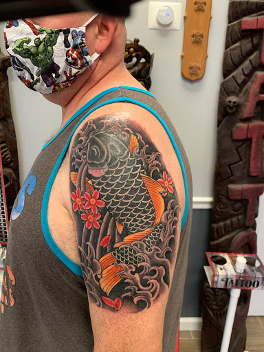 Tattoo Shop «Tried and True Tattoo Company», reviews and photos, 524 S Elm St, Greensboro, NC 27406, USA