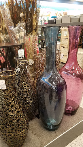 Clothing Store «Ross Dress for Less», reviews and photos, 4102 S Meridian, Puyallup, WA 98373, USA