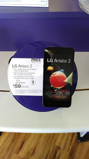 Cell Phone Store «MetroPCS Authorized Dealer», reviews and photos, 1516 Woodlane Dr, Woodbury, MN 55125, USA