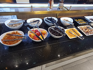 Photo n°42 de Le Grand Buffet à Saint-Bonnet-de-Mure ()