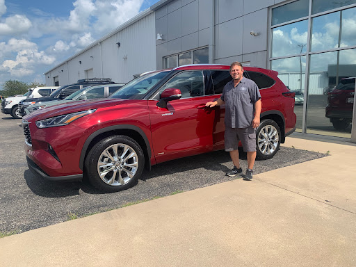 Car Dealer «Toyota of Warsaw», reviews and photos, 448 W 250 N, Warsaw, IN 46582, USA