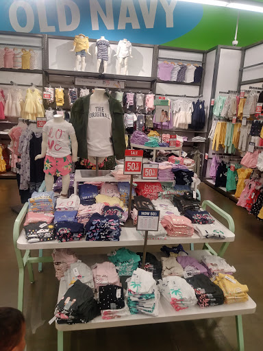 Clothing Store «Old Navy», reviews and photos, 3581 N Freeway Blvd, Sacramento, CA 95834, USA