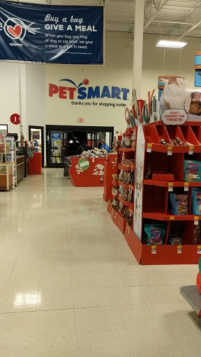 Pet Supply Store «PetSmart», reviews and photos, 105 Wagner Rd, Monaca, PA 15061, USA