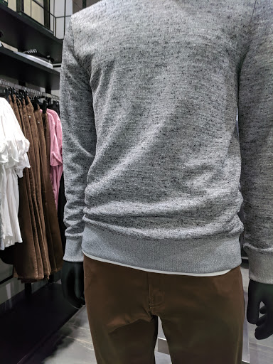 Stores to buy men's sweaters Mumbai