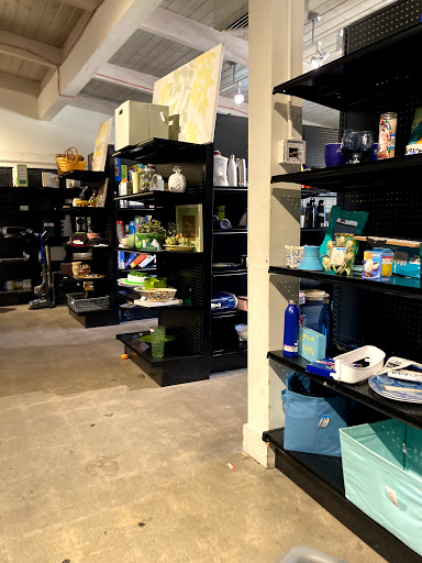 Thrift Store «Goodwill - Santa Monica», reviews and photos