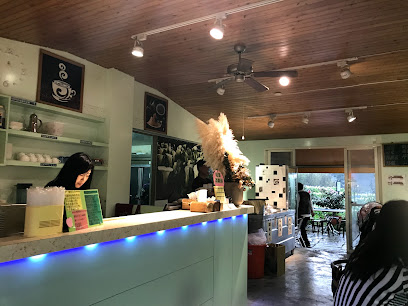 海芋花木屋餐馆