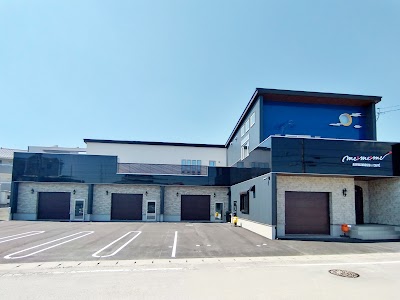 Me・Me・Me｜会員制洗車場＆コーヒーの店