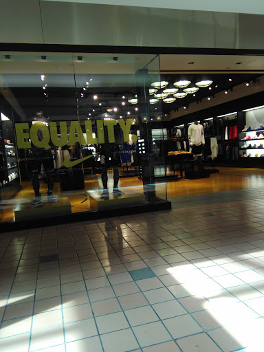 Shopping Mall «Greenbriar Mall», reviews and photos, 2841 Greenbriar Pkwy SW, Atlanta, GA 30331, USA