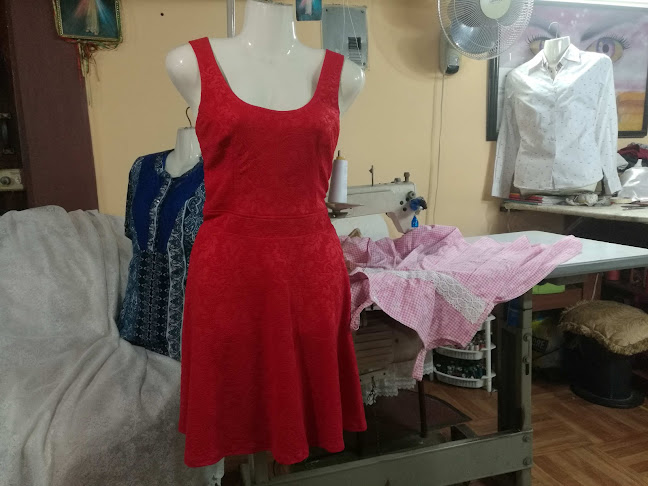 Comentarios y opiniones de MODAS MARY'S Corte y Confección de Blusas de Moda 2020 Modista de Alta Costura para Mujer Diseño de Vestidos de Gala y Vestidos de Fiestas Taller de Moda - Atelier en la Ciudad de Guayaquil