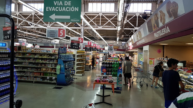 Monserrat Pajaritos - Supermercado