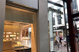 Pandora Ipswich image