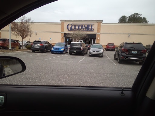 Charity «Goodwill», reviews and photos