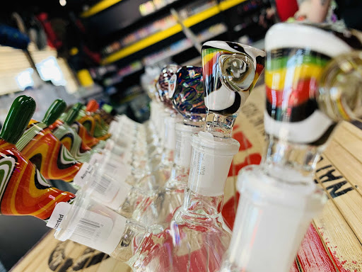 Tobacco Shop «Glassworx of Tulsa Head Shop», reviews and photos, 6529 E 51st St, Tulsa, OK 74145, USA