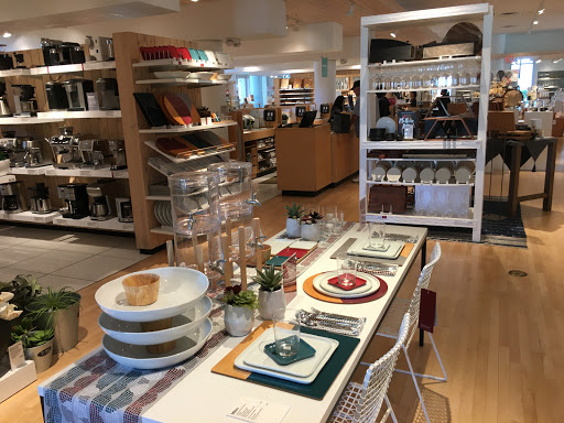 Furniture Store «Crate and Barrel», reviews and photos, 301 Santana Row, San Jose, CA 95128, USA