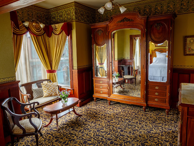 Inn at 2nd & C by null