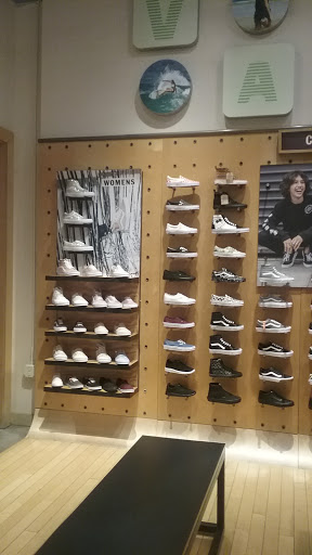 Shoe Store «Vans», reviews and photos, 9736 W Northern Ave, Peoria, AZ 85345, USA