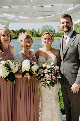 Florist «Bloomtastic Florist», reviews and photos, 2136 Arlington Ave, Columbus, OH 43221, USA