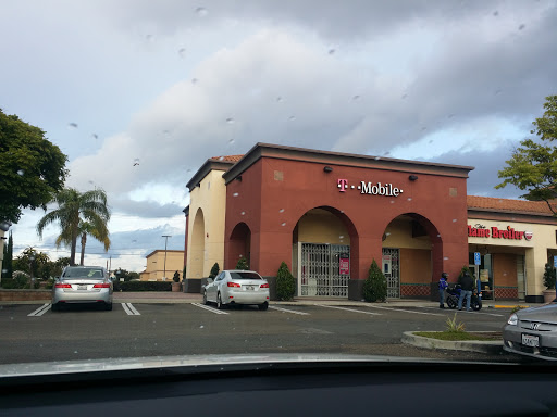 Cell Phone Store «T-Mobile», reviews and photos, 6777 Westminster Ave, Westminster, CA 92683, USA