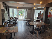 Atmosphère du Restaurant L'Annexe du Z à Grand-Couronne - n°2